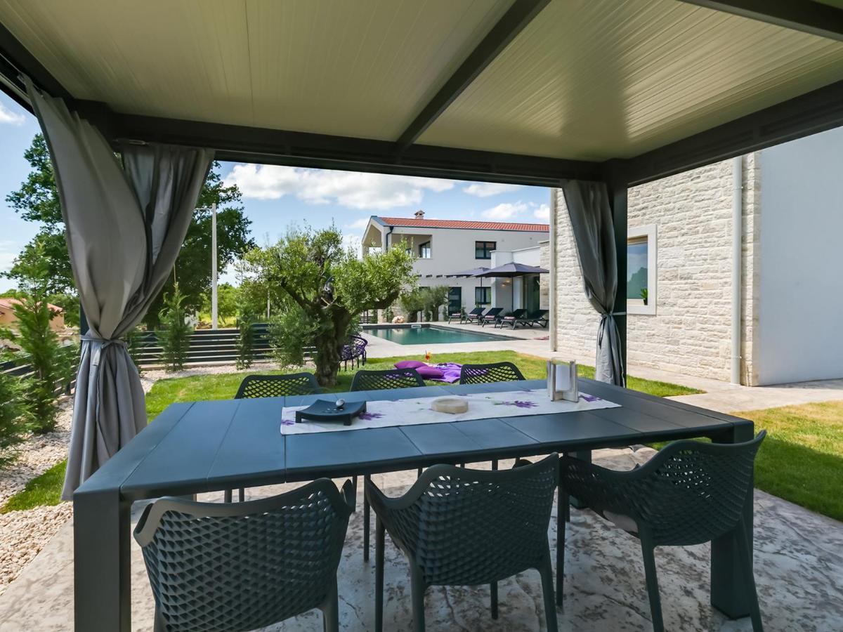 Bvillas Nova Vas  Esterno foto